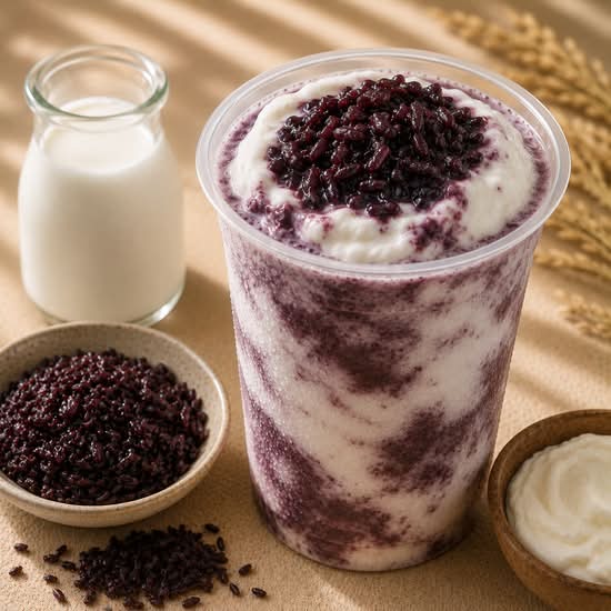 Black Gluetinous Rice With Greek Yogurt Slush 血糯米希腊酸奶沙冰(510ML) I020
